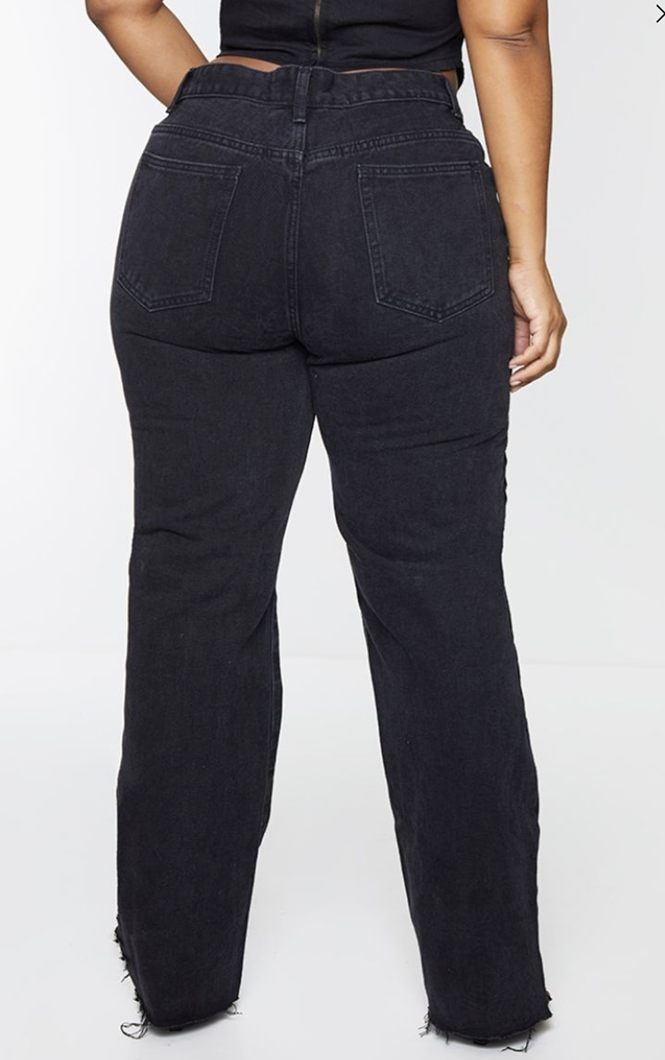 Pretty Little Thing PRETTYLITTLETHING Plus Black Long Leg Straight Jeans