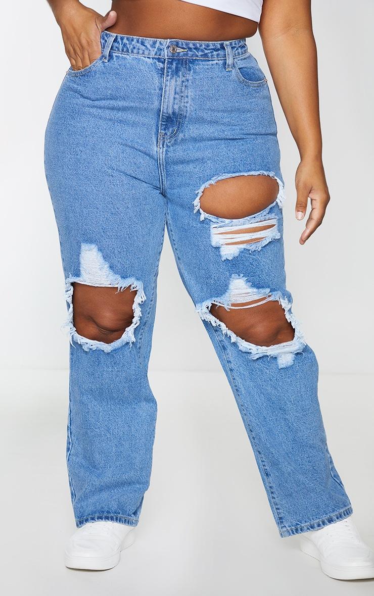 Pretty Little Thing PRETTYLITTLETHING Plus Mid Blue Ripped Straight Leg Jeans