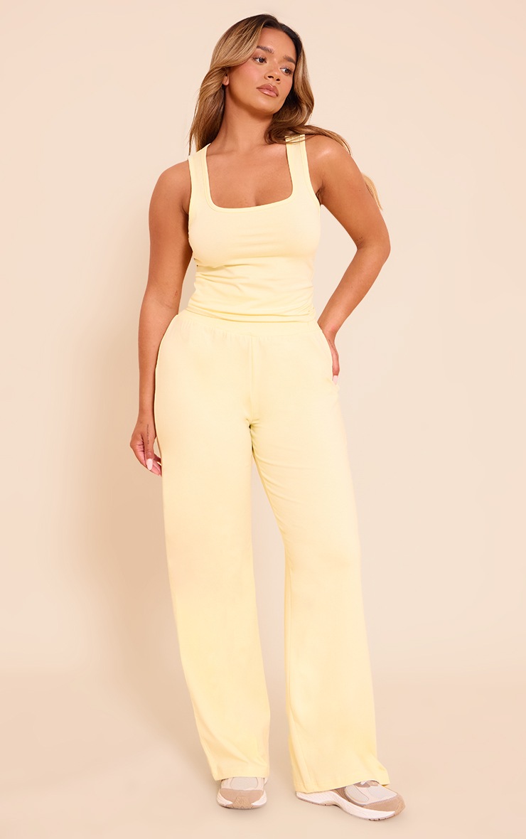 Pretty Little Thing Shape Butter Cream Highwaisted Wide Leg Pants