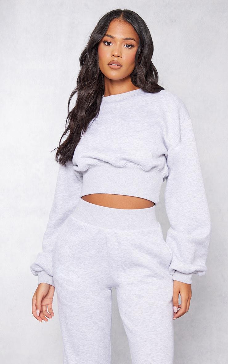 Pretty Little Thing Tall Ash Grey Cropped Sweatshirt Pretty Little Thing Tall Ash Grey Cropped Sweatshirt