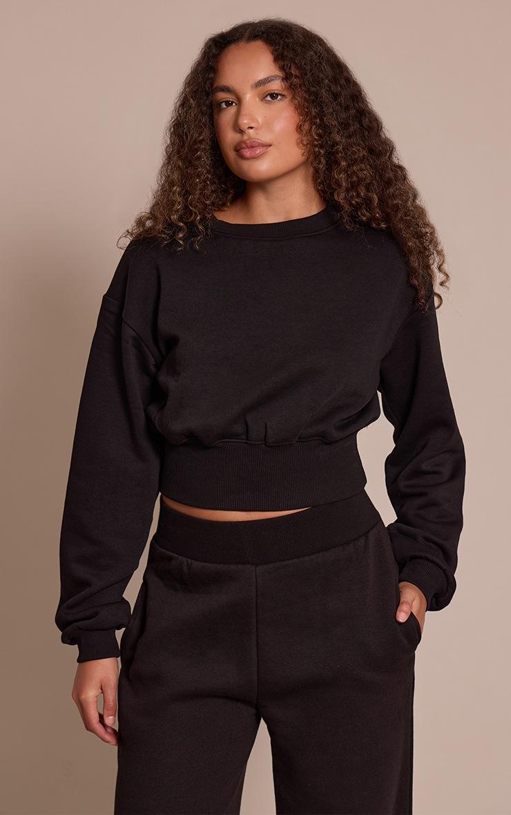 Pretty Little Thing Tall Black Cropped Oversized Sweatshirt