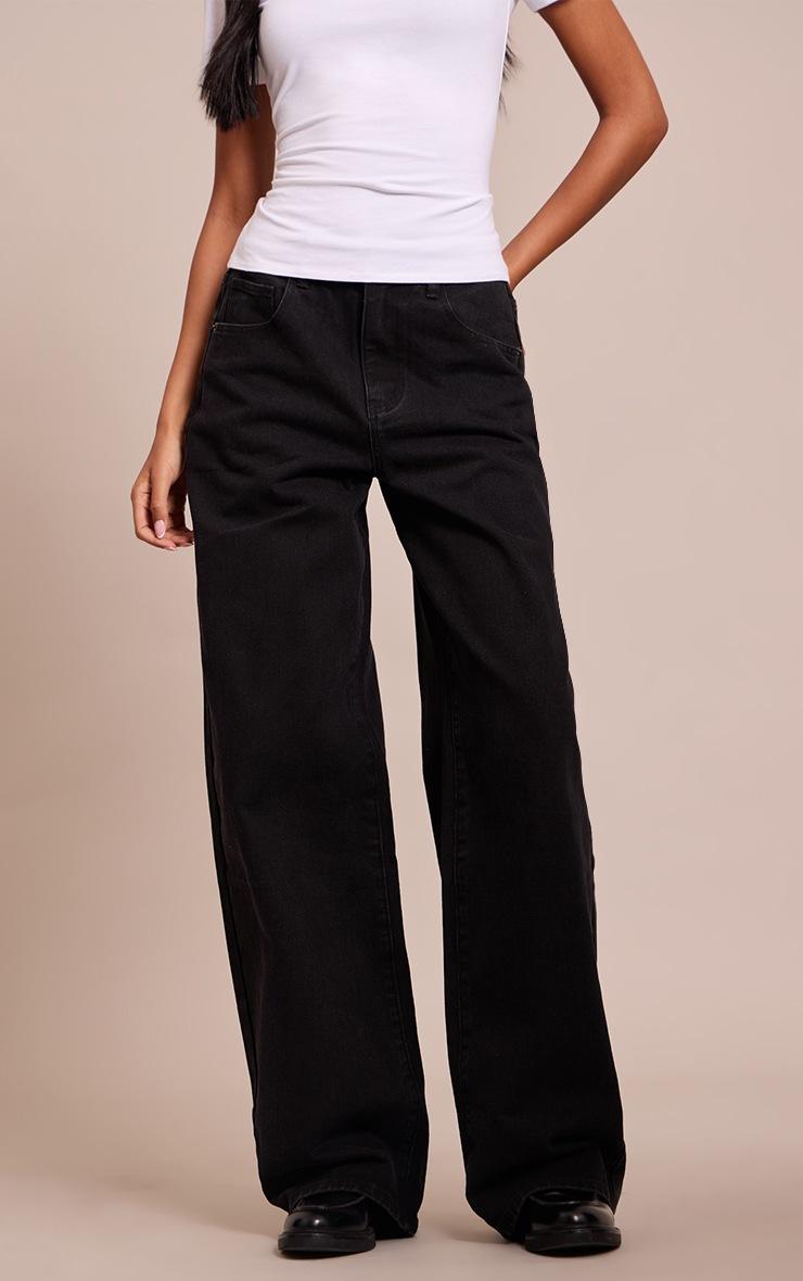 Pretty Little Thing Tall Black Dipped Back Waistband Boyfriend Jeans