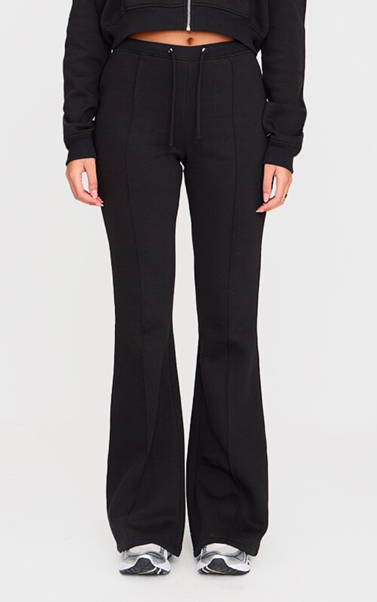 Pretty Little Thing Tall Black Slim Fit Seam Detail Flare Sweatpants