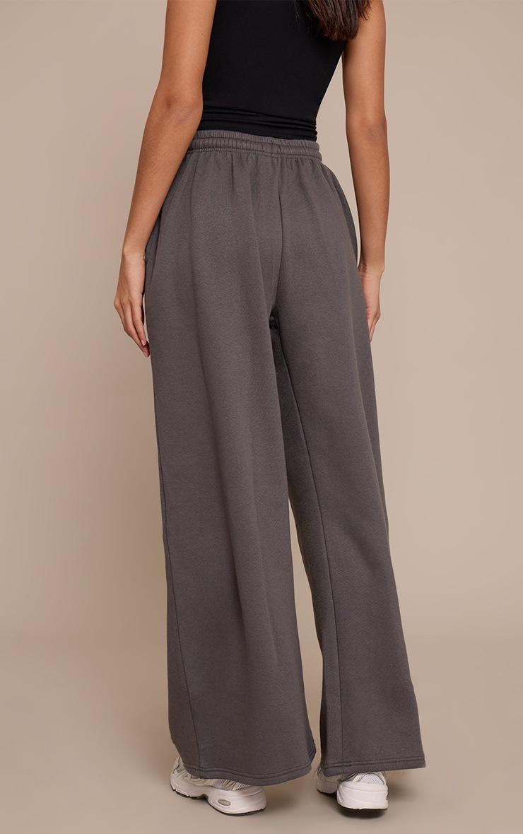 Pretty Little Thing Tall Charcoal Wide Leg Sweatpants