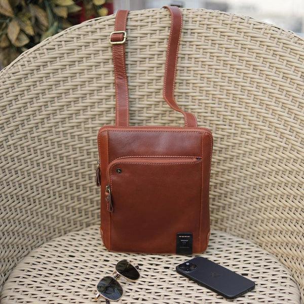 Primehide Medium Leather Messenger Bag - Matteo Tuscan