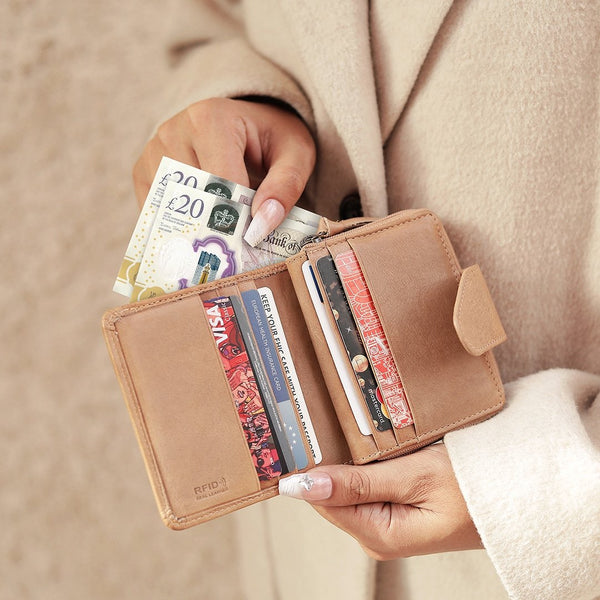 Primehide Small Bifold Purse - Gabriela Cancun