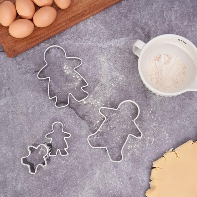 Primitives By Kathy Gingerbread Family Cookie Cutter Set