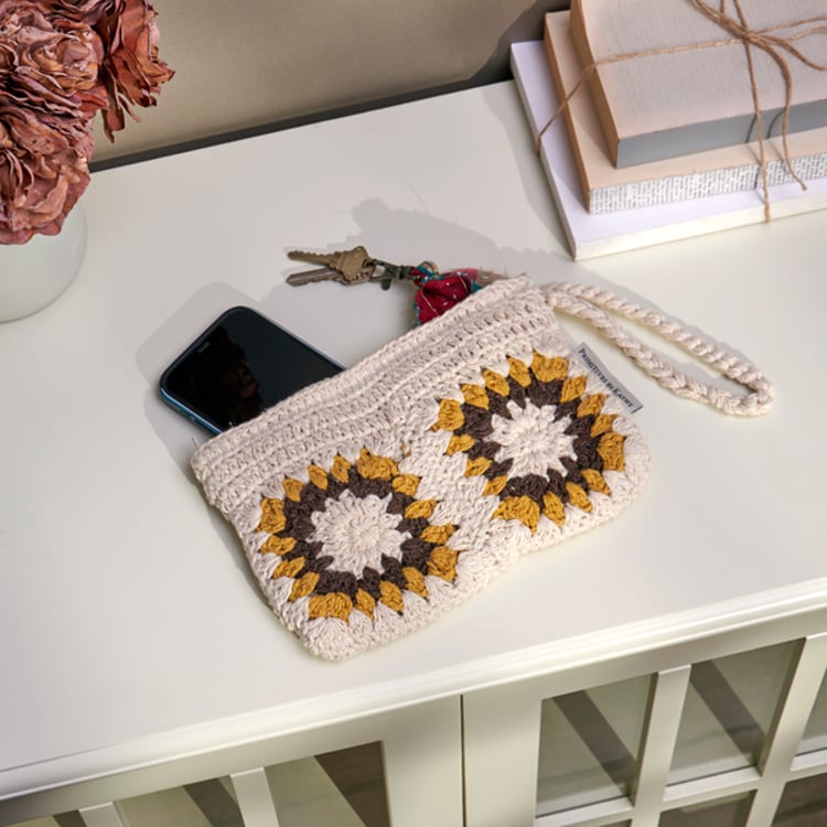 Primitives By Kathy Crochet Sunflower Wristlet