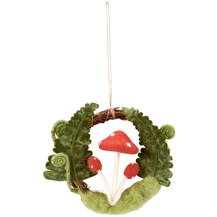Primitives By Kathy Mushroom Fern Wreath Critter