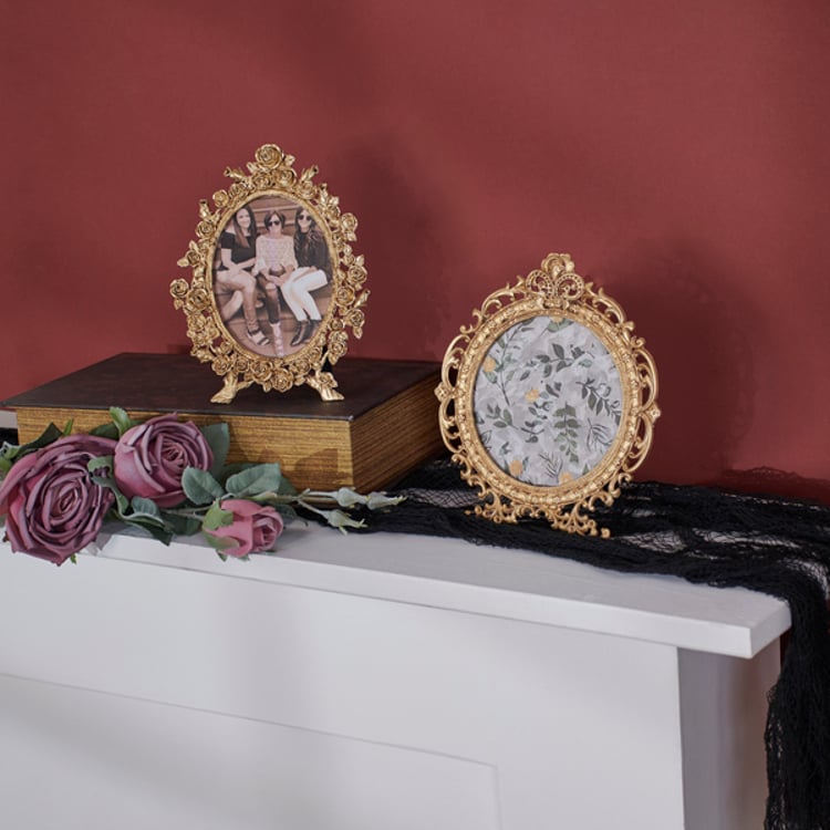 Primitives By Kathy Oval Filigree Photo Frame