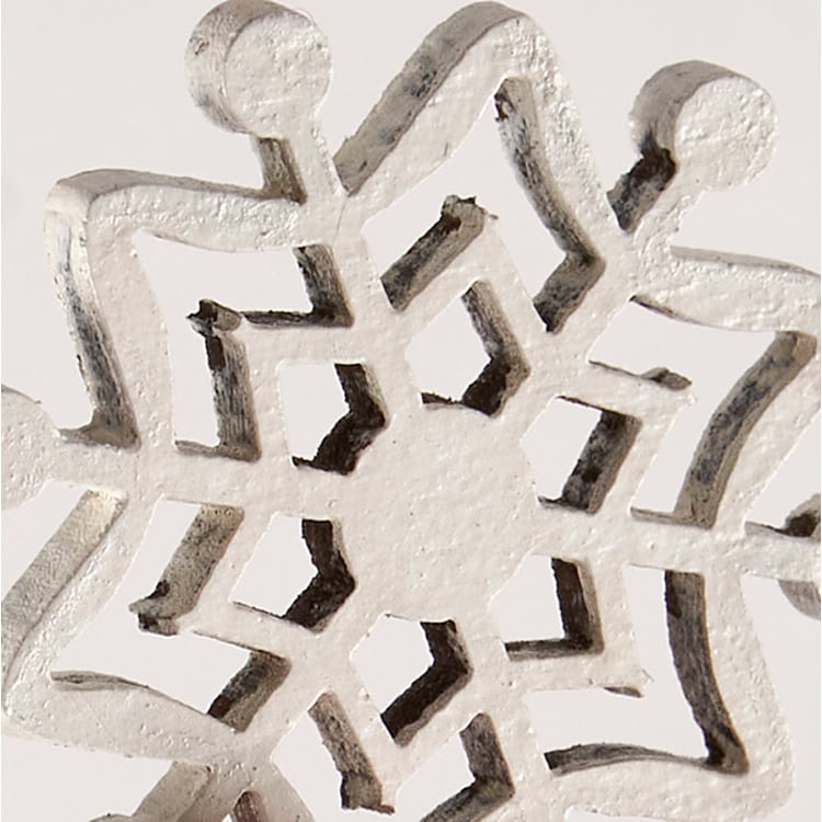 Primitives By Kathy Small Snowflake Ornament Set