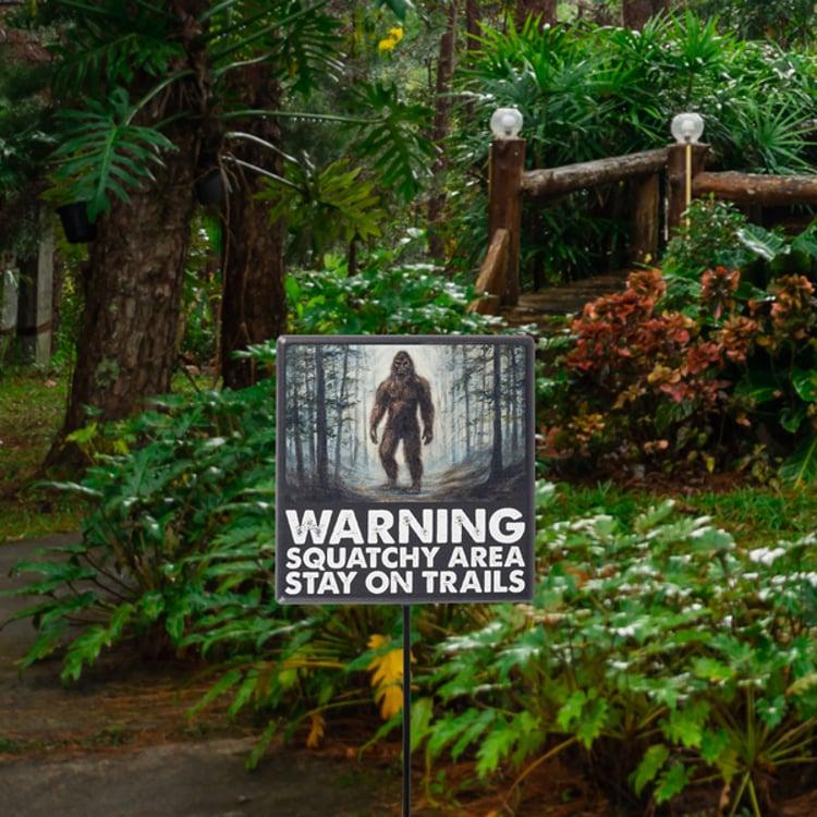 Primitives By Kathy Squatchy Area Garden Pick