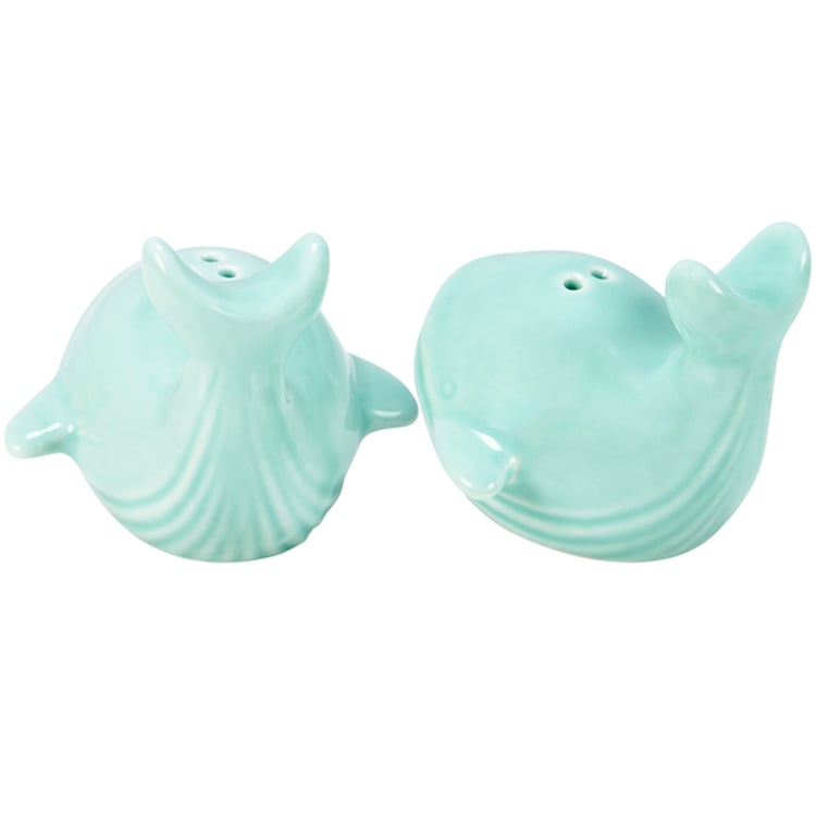 Primitives By Kathy Whales Salt And Pepper Shakers