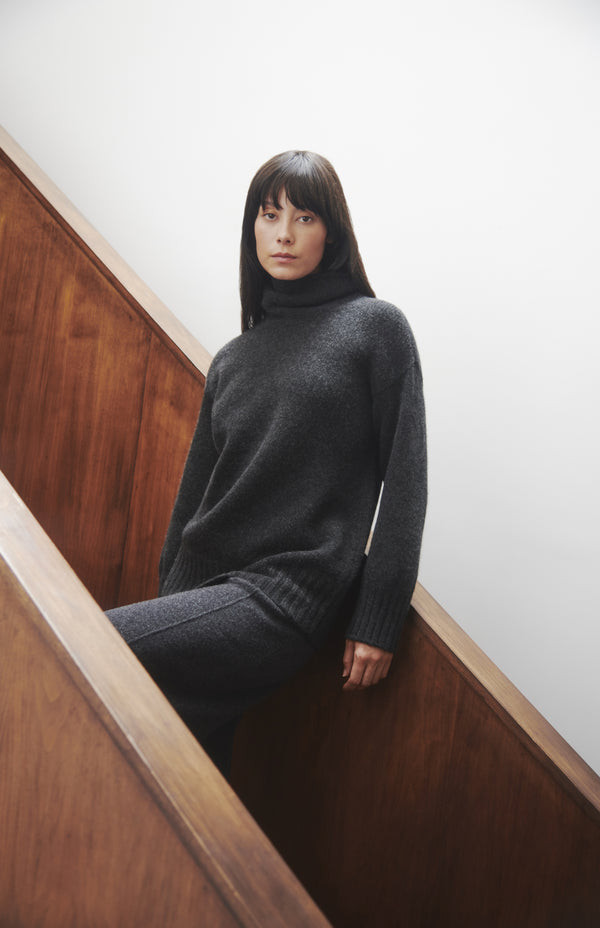 pringle of scotland High Neck Chunky Cashmere Jumper In Charcoal