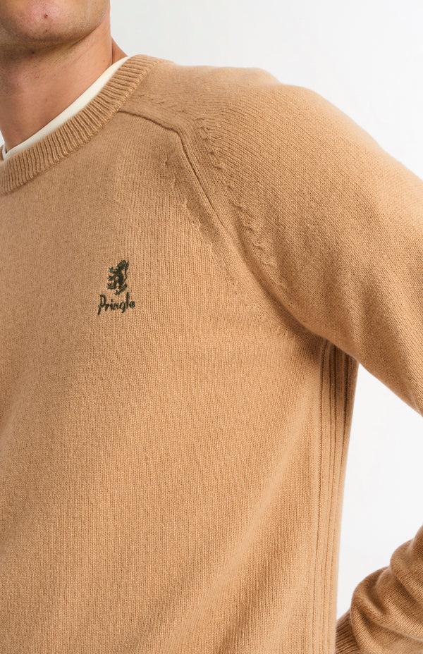 Pringle Of Scotland Men's Classic Crew Neck Supersoft Lambswool Jumper In Camel