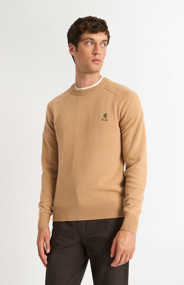 pringle of scotland Men's Classic Crew Neck Supersoft Lambswool Jumper In Camel