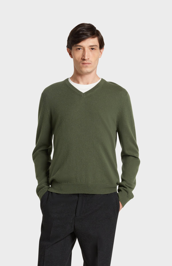 pringle of scotland Men's Classic V Neck Cashmere Jumper In Evergreen