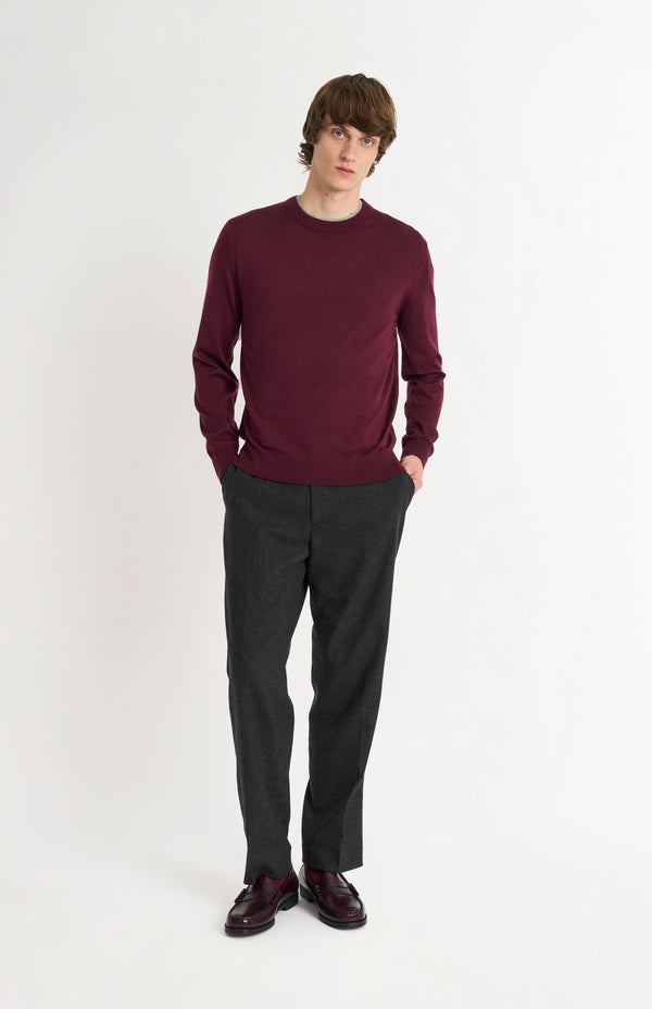 Pringle Of Scotland Men's Crew Neck Extra Fine Merino Wool Jumper In Burgundy