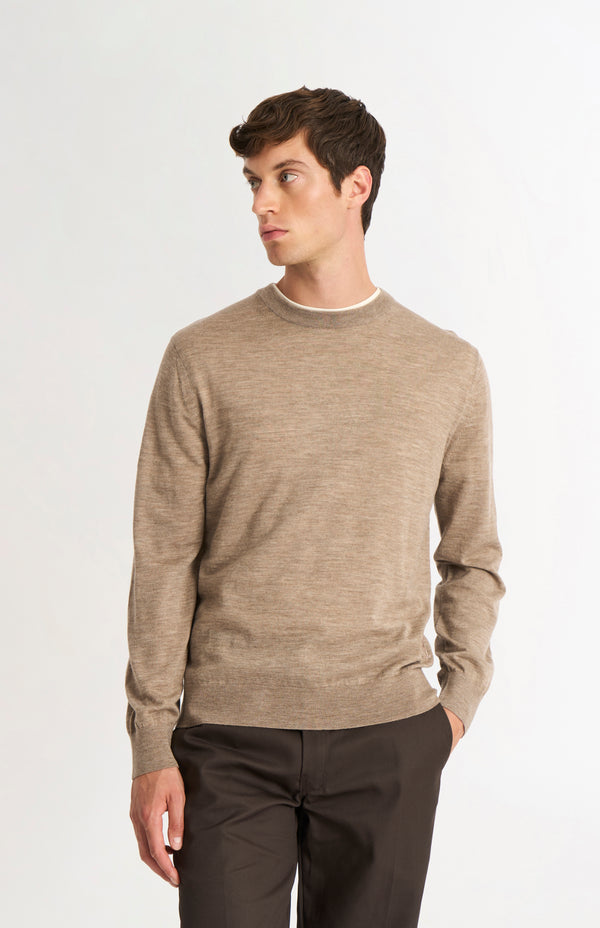 pringle of scotland Men's Crew Neck Extra Fine Merino Wool Jumper In Mushroom