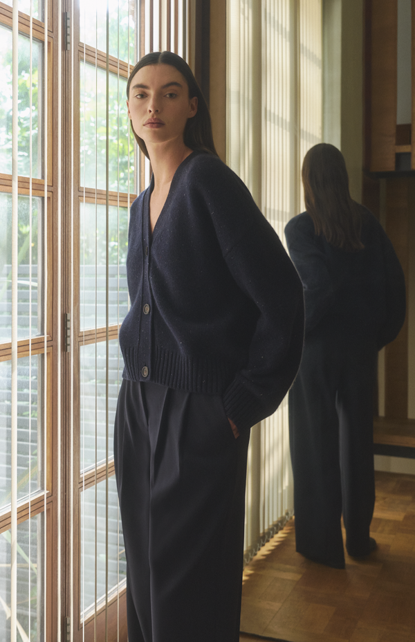 pringle of scotland Womens Chunky Cashmere Cardigan In Indigo