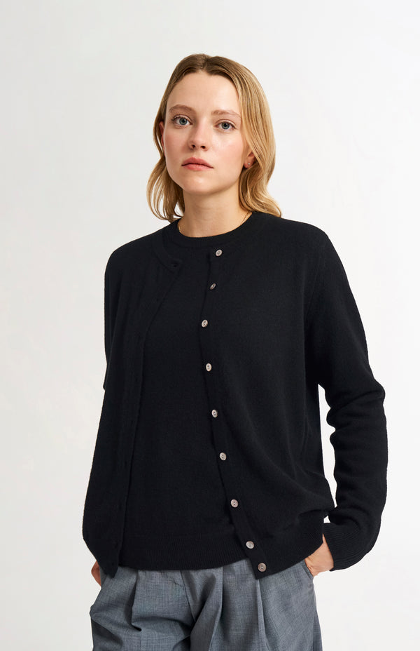 pringle of scotland Womens Classic Round Neck Cashmere Cardigan In Black