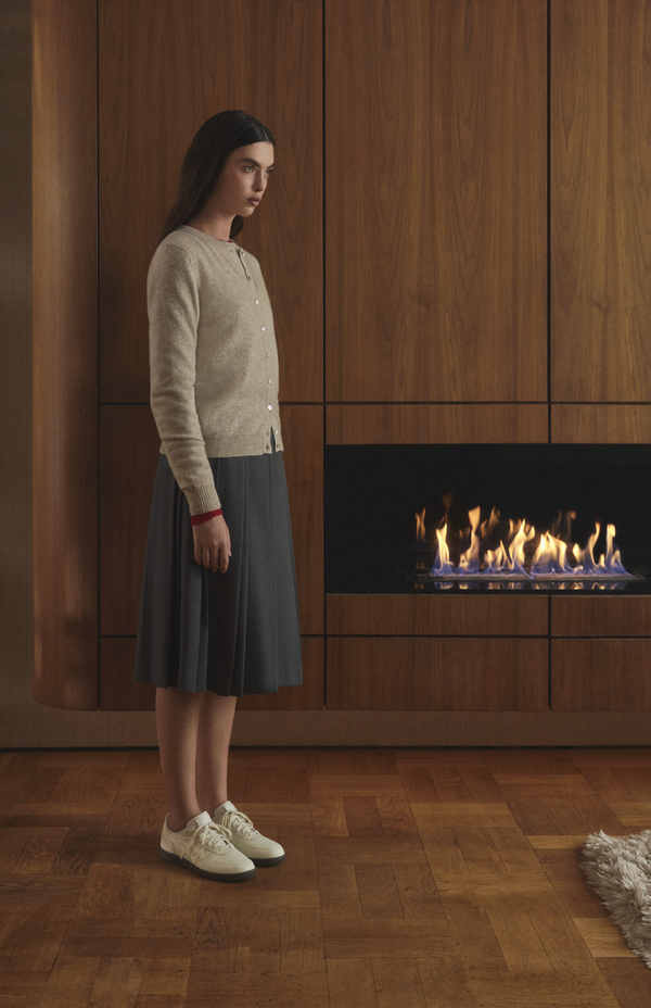 Pringle Of Scotland Womens Classic Round Neck Cashmere Cardigan In Oatmeal