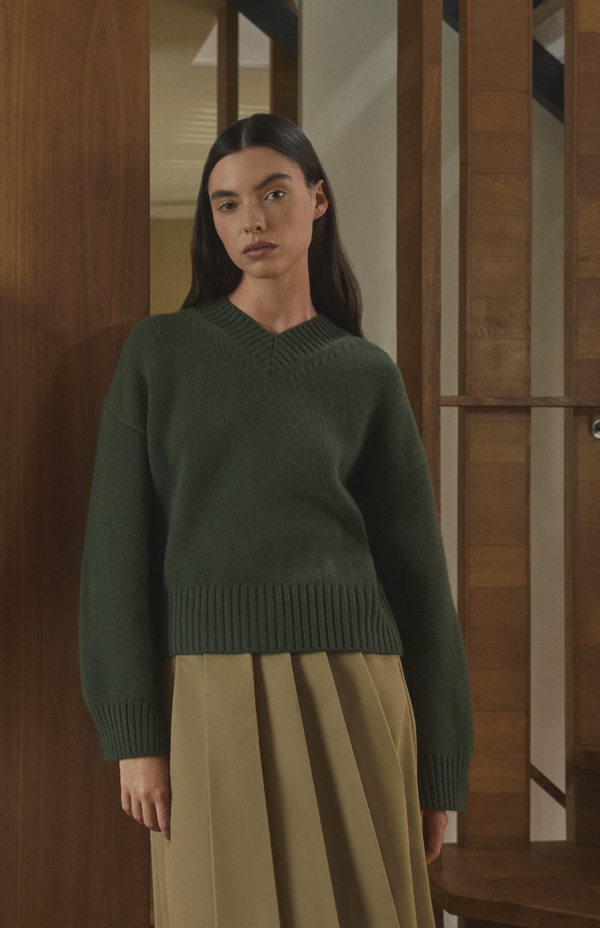 Pringle Of Scotland Womens V Neck Chunky Cashmere Jumper In Evergreen