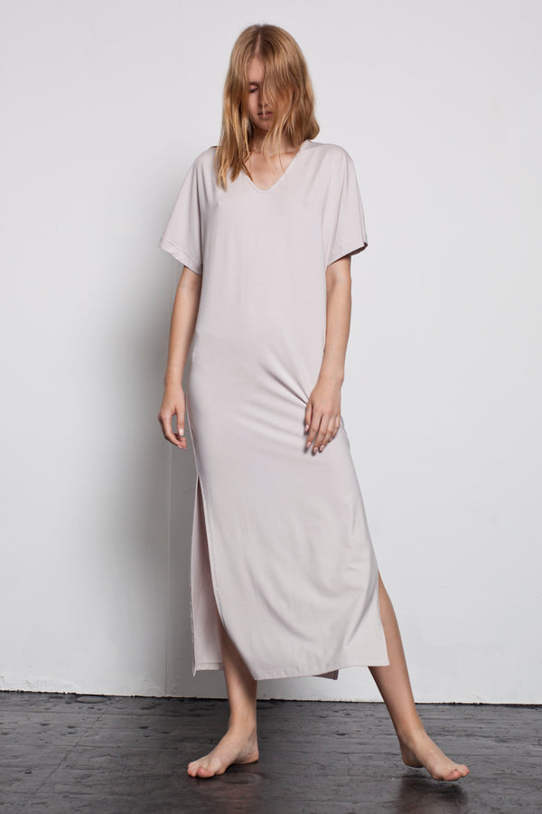 Prism SIDE SPLIT T-SHIRT MAXI DRESS | Powder Pink