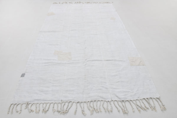 prïvate 0204 large natural - 176-2