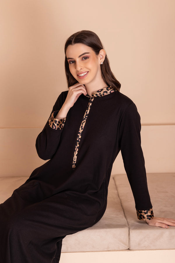 private lives Black woollen nighty with Leopard print trims