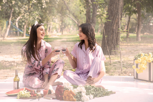 Private Lives Print Satin Classic Collar Night Suit