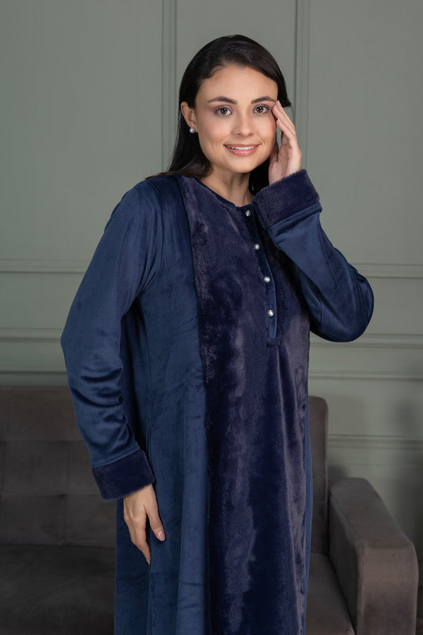 private lives Blue velvet nighty with fur