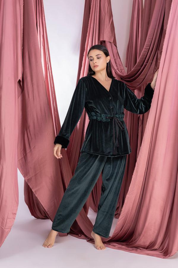 Private Lives Bottle Green Velvet Lounger With Fur