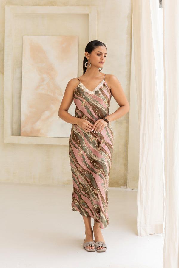 Private Lives Dusky Rose Blossoms Nightgown Set