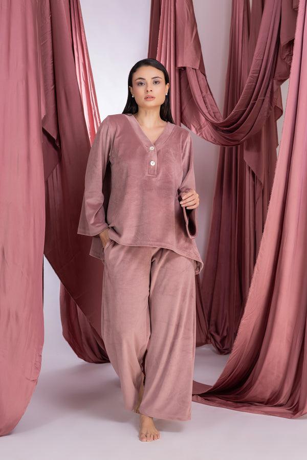 Private Lives Salmon Pink Velvet Lounger