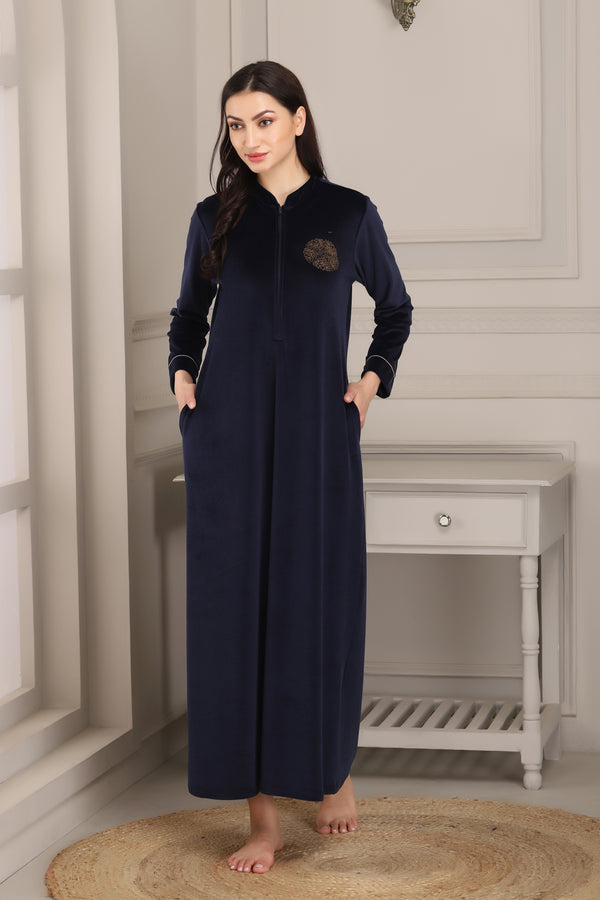 private lives Super soft Velvet Nighty