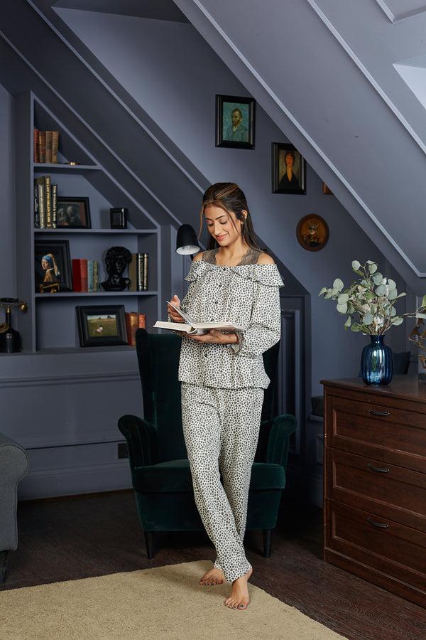 Private Lives The Eleanor Destination-ready Night-Suit