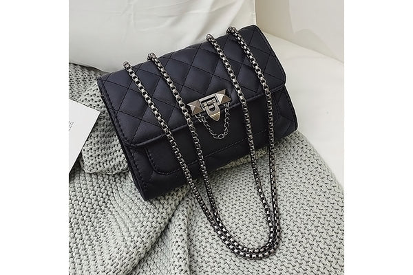 Privileged By J.c. Dossier Aller Black Quilted Handbag