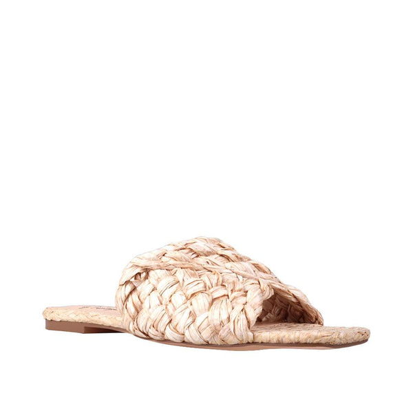 Privileged By J.c. Dossier Bicknell Woven Straw Flat Slippers