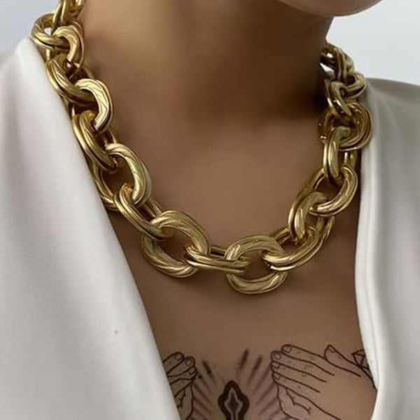 Privileged By J.c. Dossier Bold Gold Chunky Necklace