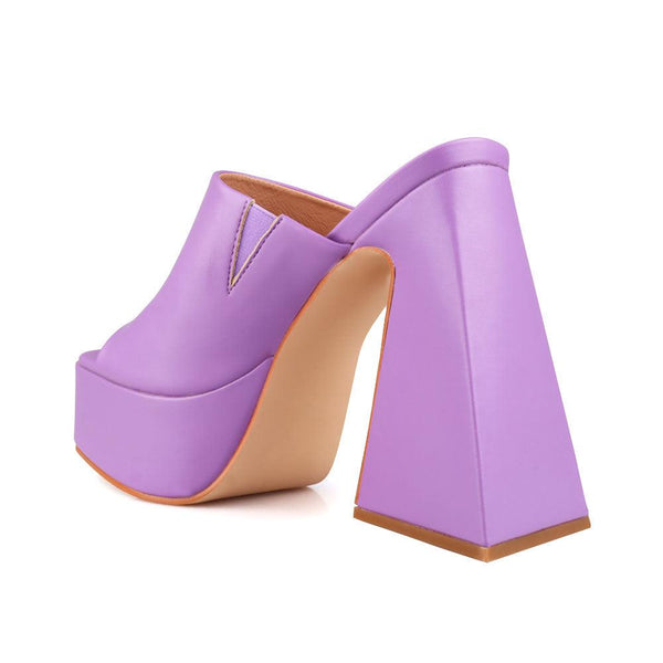 Privileged By J.c. Dossier Caudillo Lilac Platform Heels