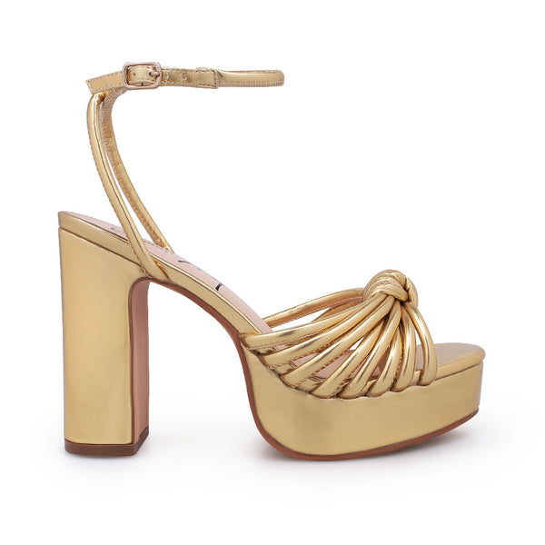privileged by j.c. dossier Corso Gold Platform Heels