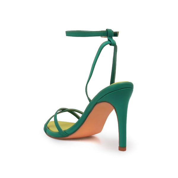 Privileged By J.c. Dossier Culkin Green Strappy Heel