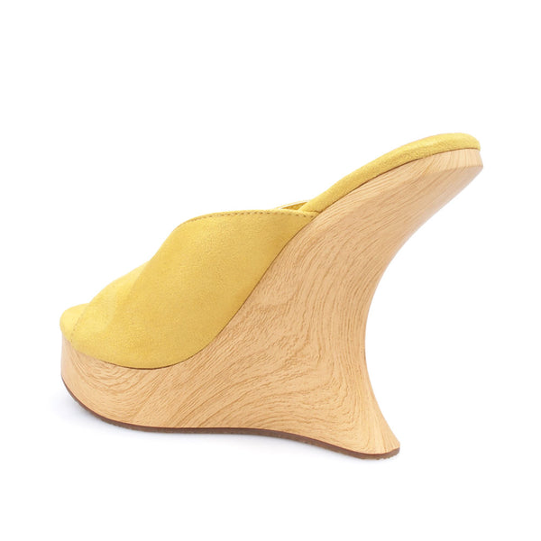 Privileged By J.c. Dossier Elixane Red Wedge Sandals