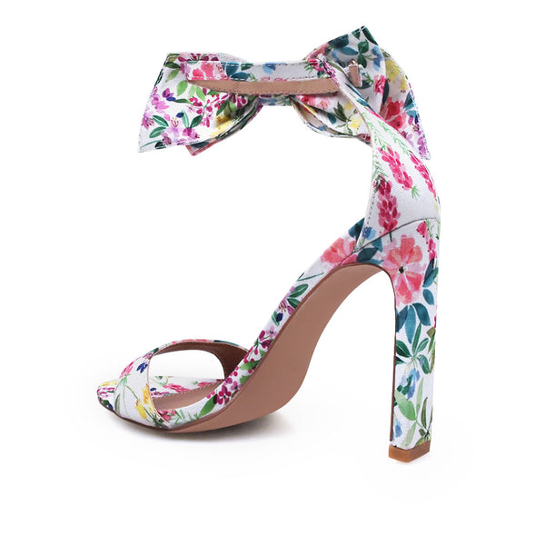 Privileged By J.c. Dossier Ellen Black Vegan Leather Heel