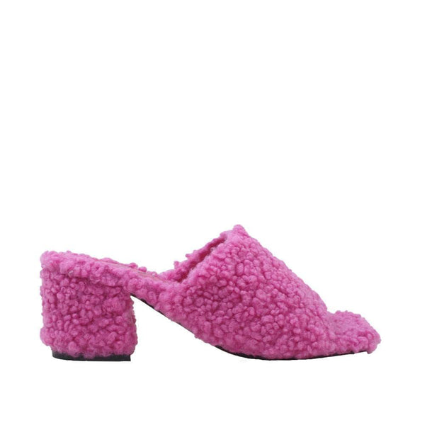 privileged by j.c. dossier Fucci Pink Shearling Slip-On Flats