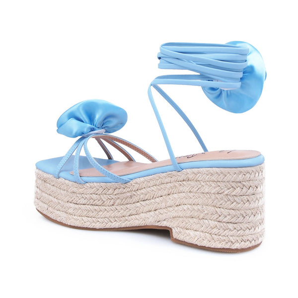Privileged By J.c. Dossier Gean White Platform Sandals