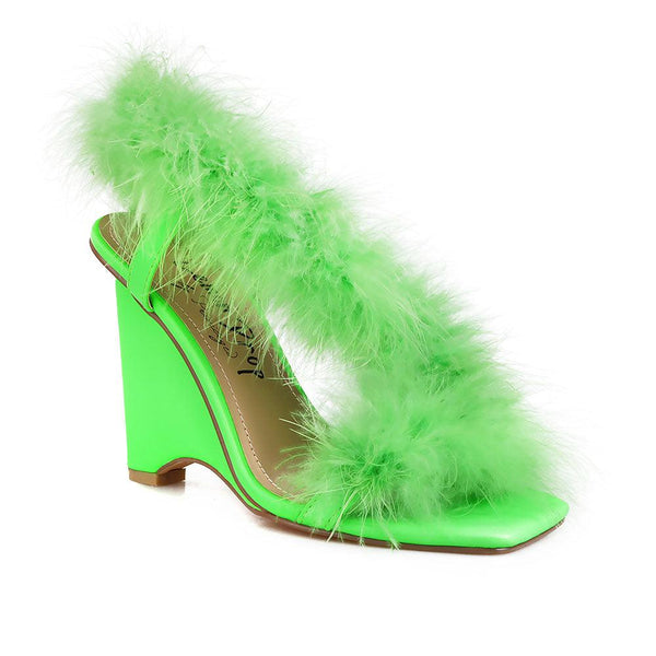 Privileged By J.c. Dossier Geraint Pink Fuzzy Platform Heel