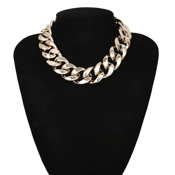 Privileged By J.c. Dossier Gold Link Necklace – Bold Statement Jewelry