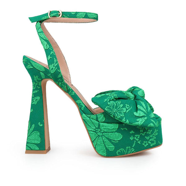 privileged by j.c. dossier Habbit Green Platform Heels